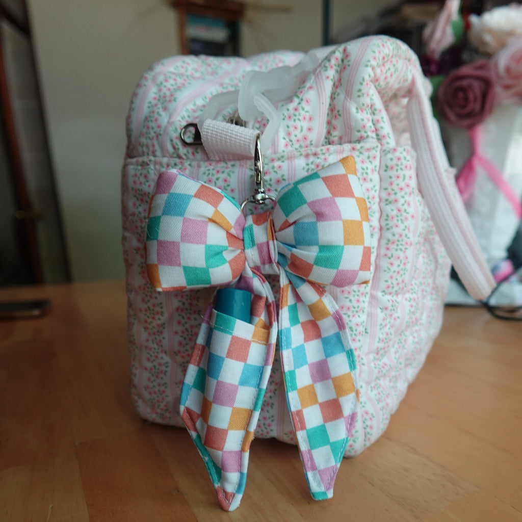 Colored Checkered Chapstick Bow Holder