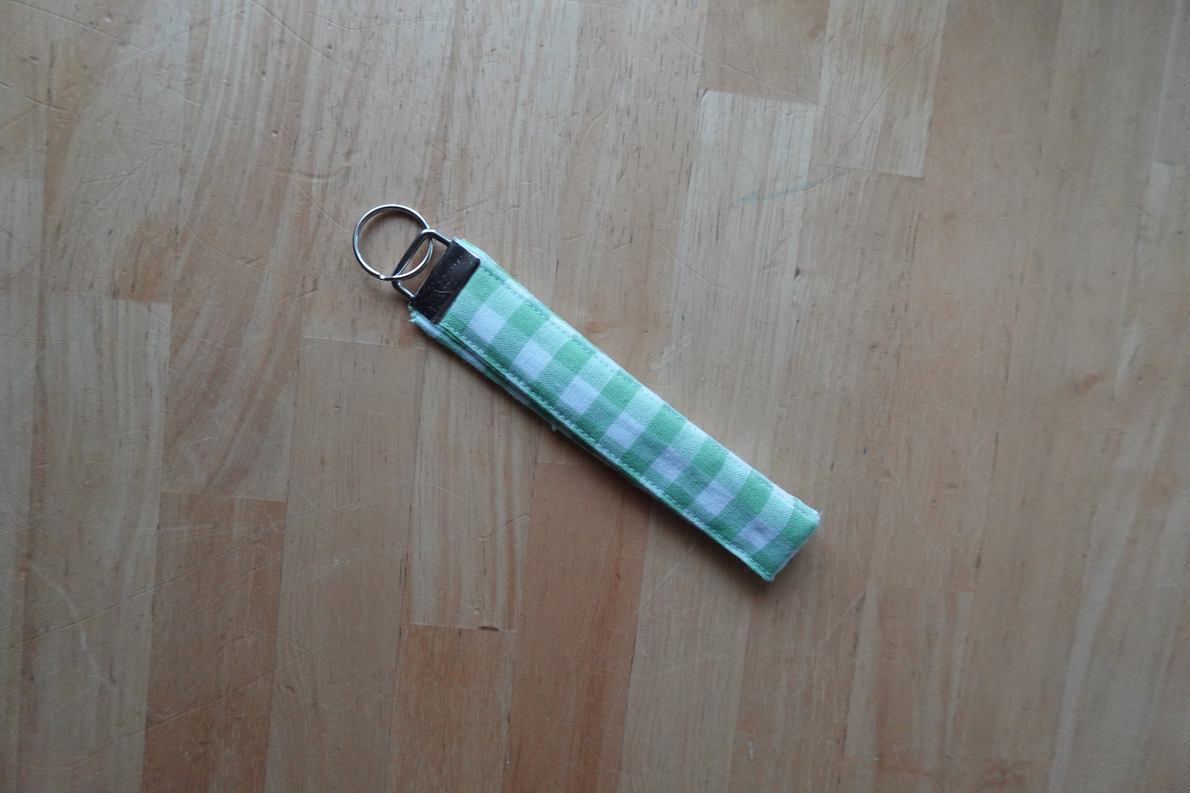 Green Gingham Wristlet