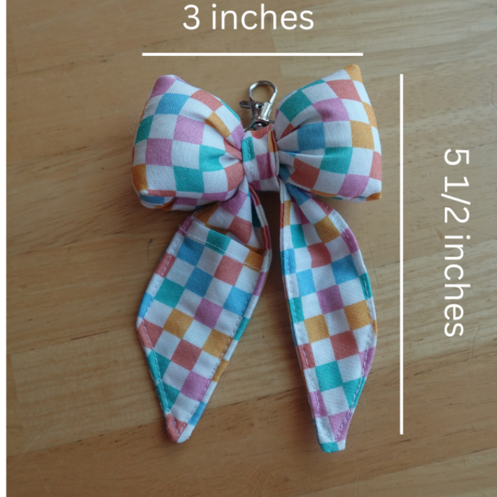 Colored Checkered Chapstick Bow Holder